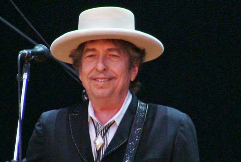 Bob Dylan revealed as founder of new NFT project